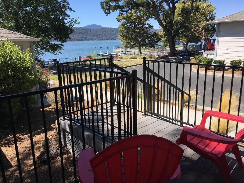 Clear Lake Cottages & Marina image