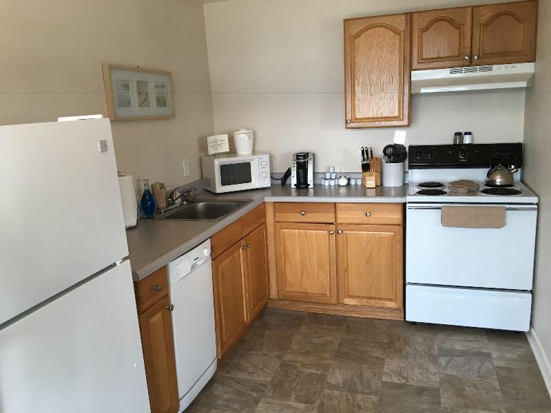 Clear Lake Cottages & Marina image