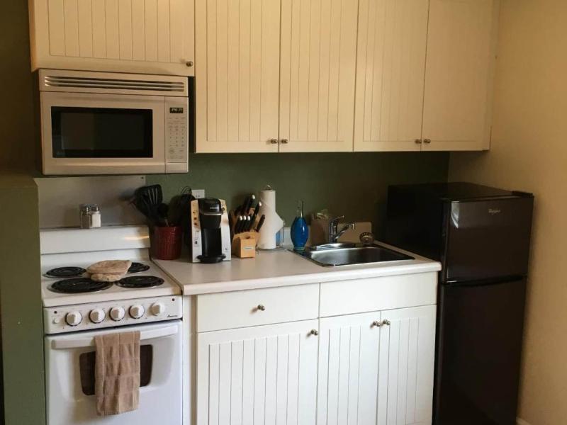 Clear Lake Cottages & Marina image