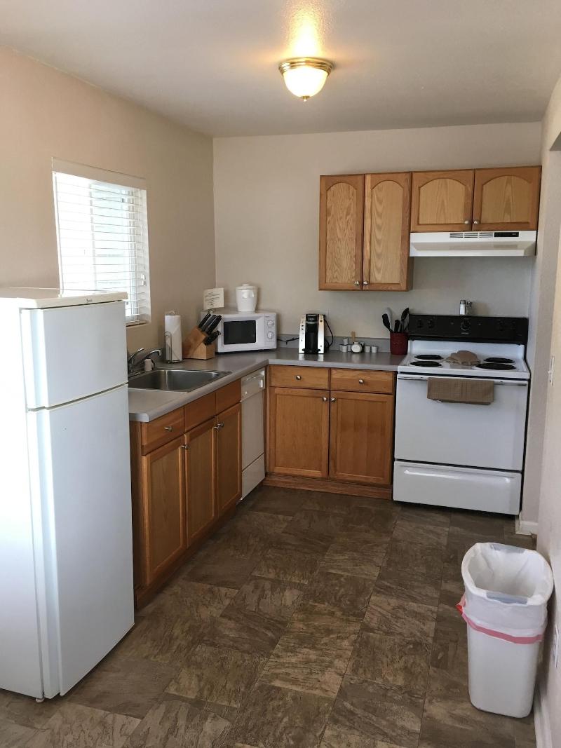 Clear Lake Cottages & Marina image