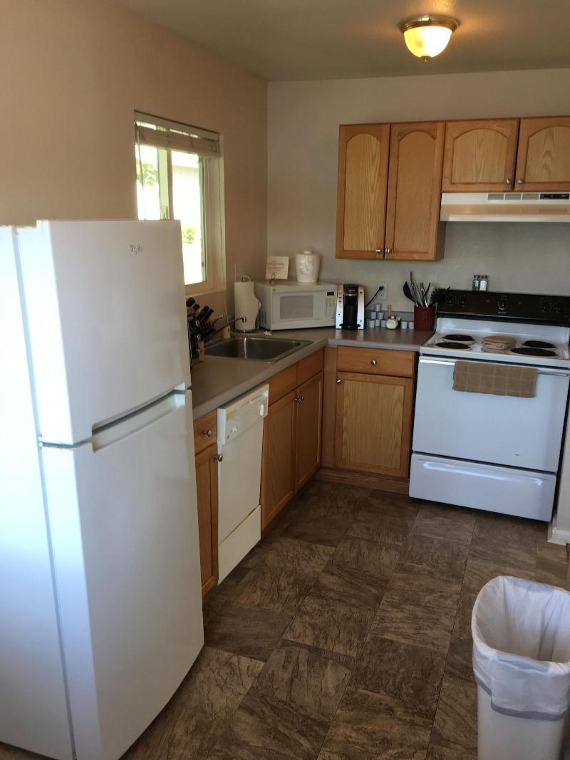 Clear Lake Cottages & Marina image