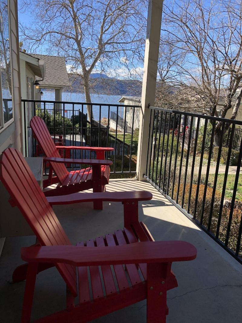 Clear Lake Cottages & Marina image