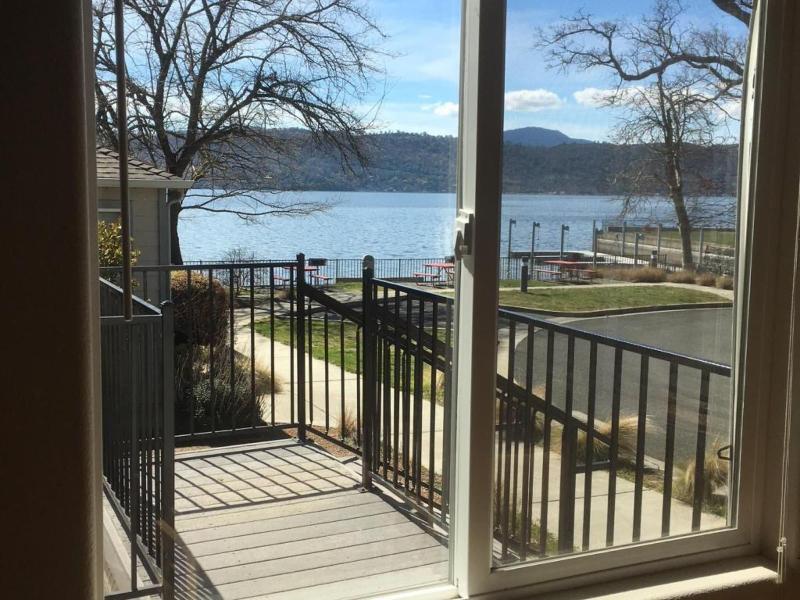 Clear Lake Cottages & Marina image