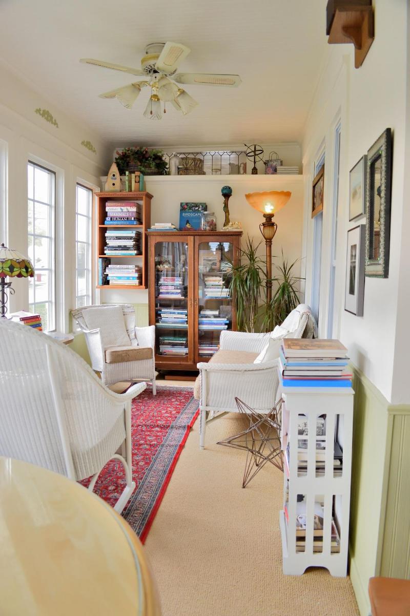 Yelton Manor Bed & Breakfast image