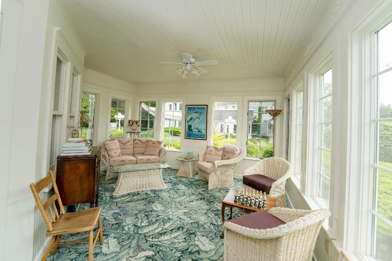 Yelton Manor Bed & Breakfast image
