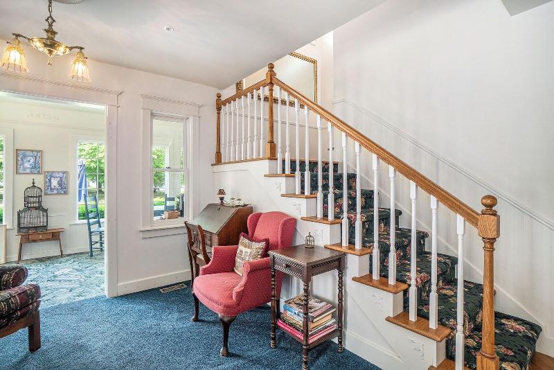 Yelton Manor Bed & Breakfast image