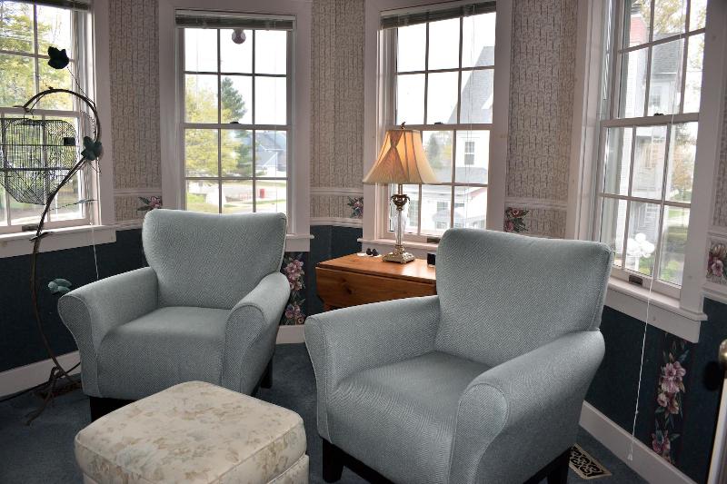 Yelton Manor Bed & Breakfast image