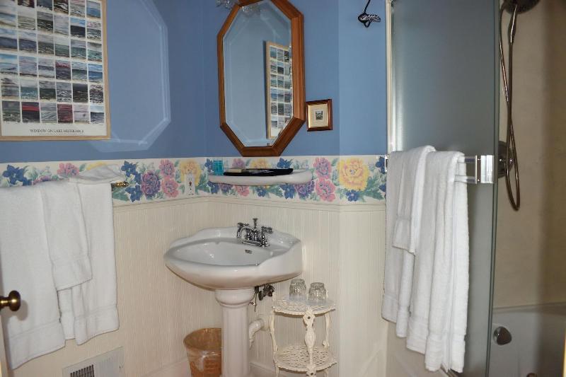 Yelton Manor Bed & Breakfast image