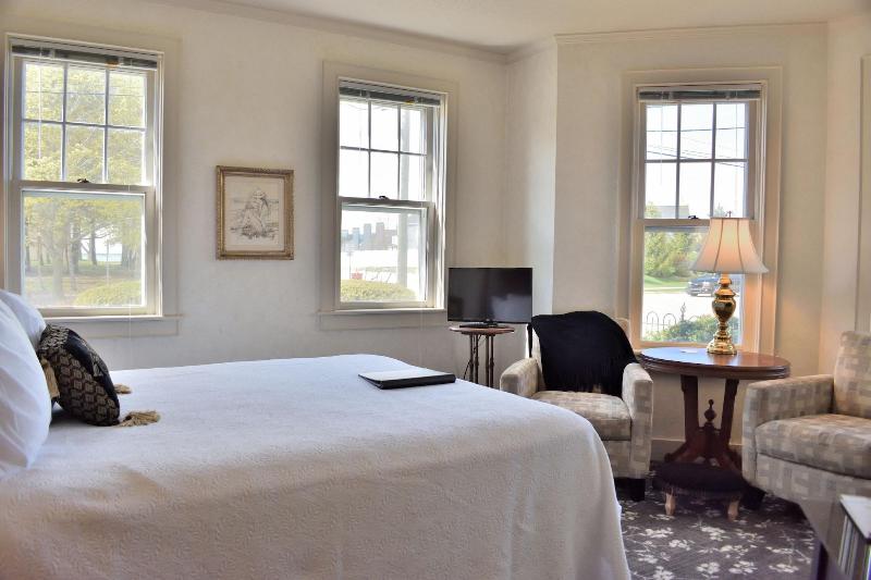 Yelton Manor Bed & Breakfast image 10