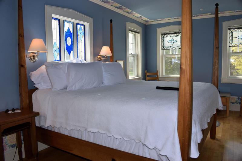 Yelton Manor Bed & Breakfast image 7
