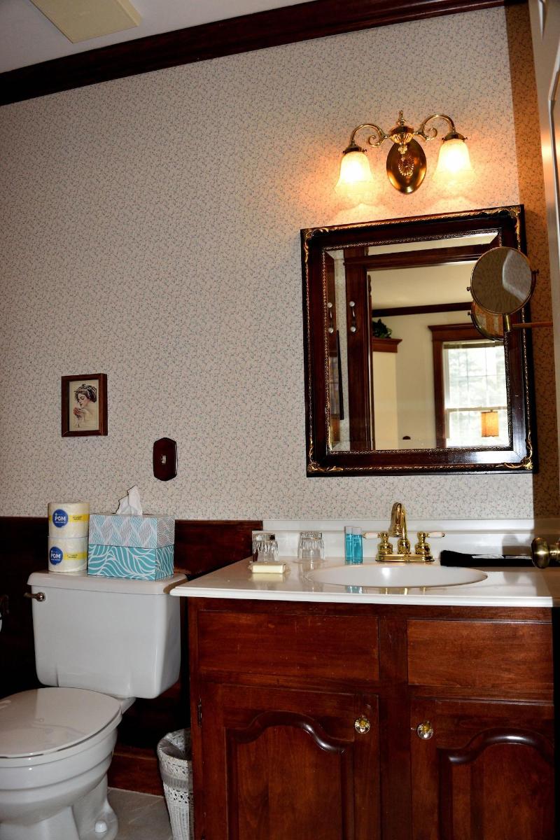 Yelton Manor Bed & Breakfast image