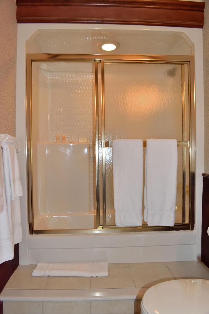 Yelton Manor Bed & Breakfast image