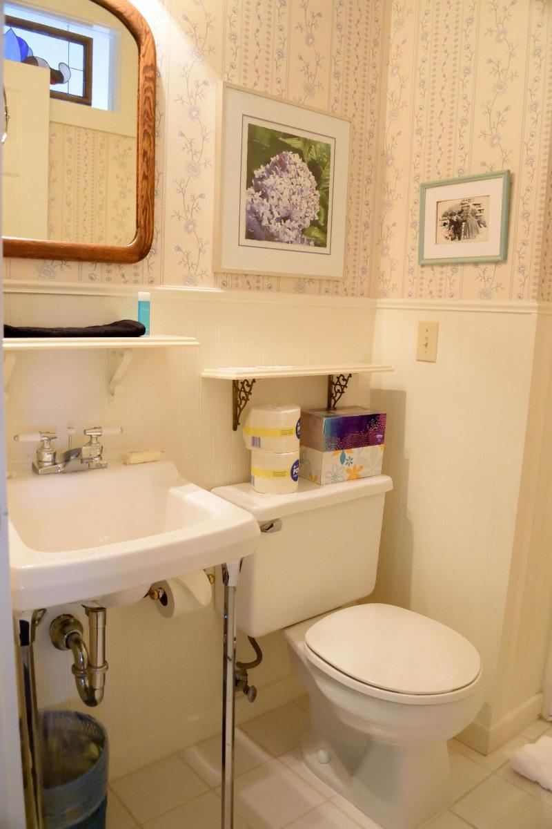 Yelton Manor Bed & Breakfast image