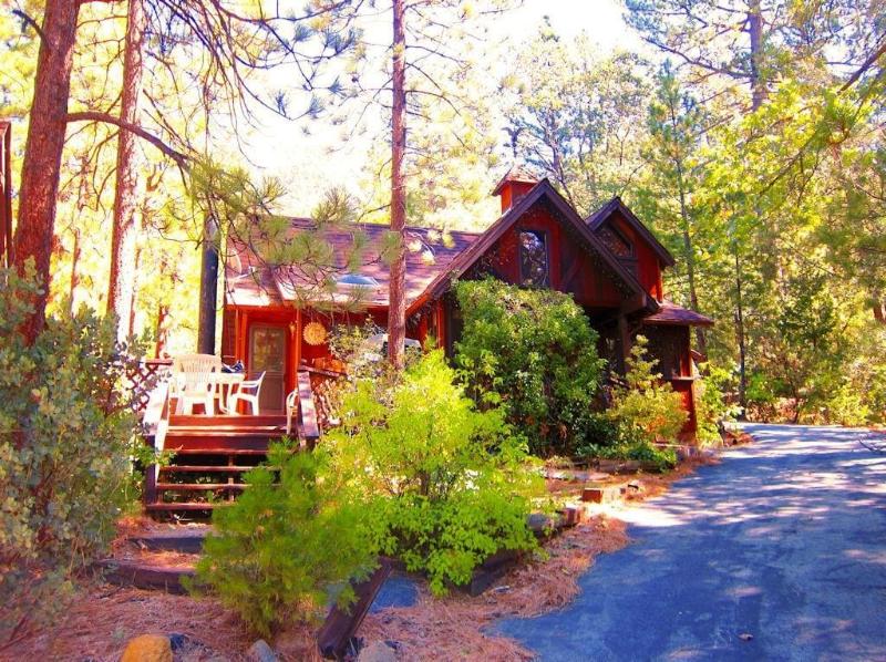 Always Inn Idyllwild Vacation Cottages image