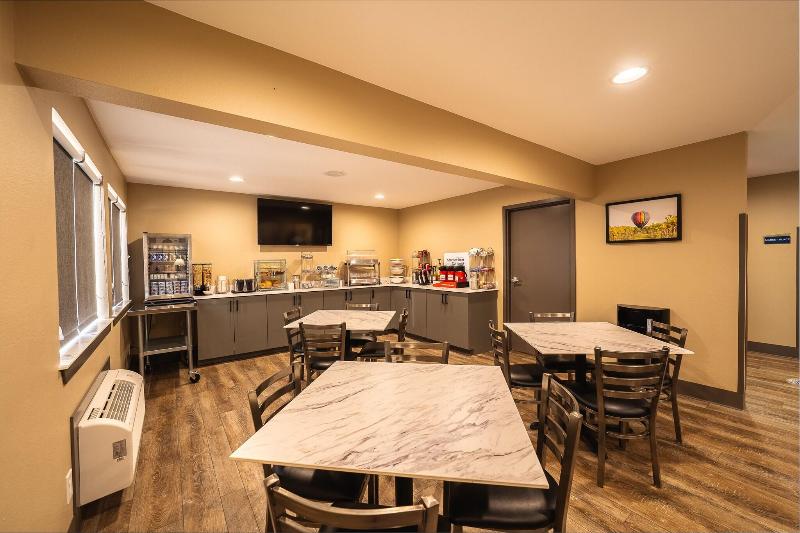 Cobblestone Inn & Suites - Trenton image
