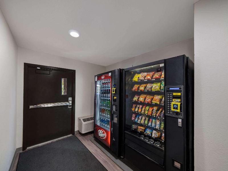 WoodSpring Suites Fort Worth Trophy Club image