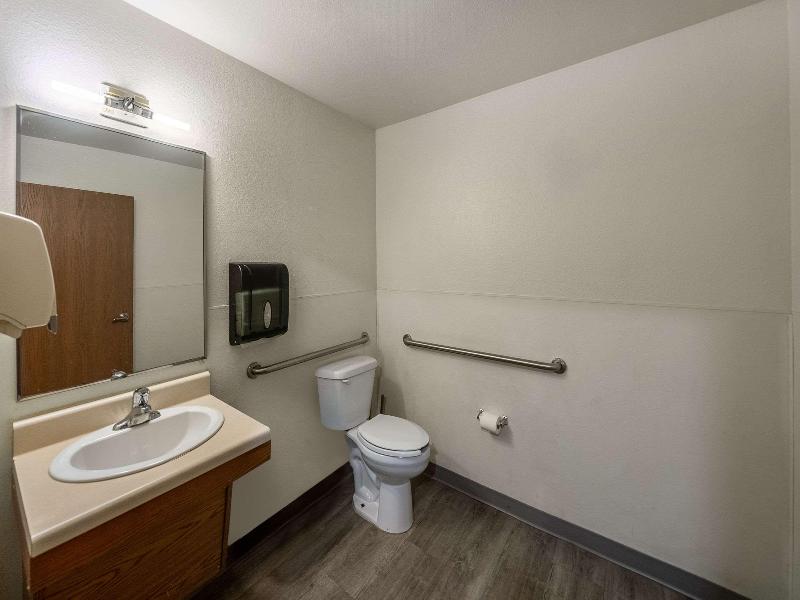 WoodSpring Suites Fort Worth Trophy Club image