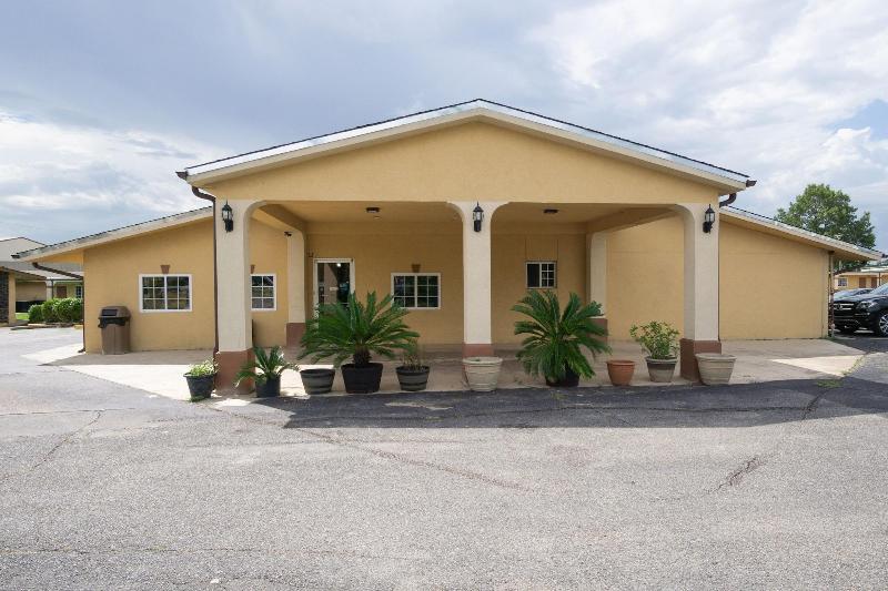 Woodridge Inn and Suites image