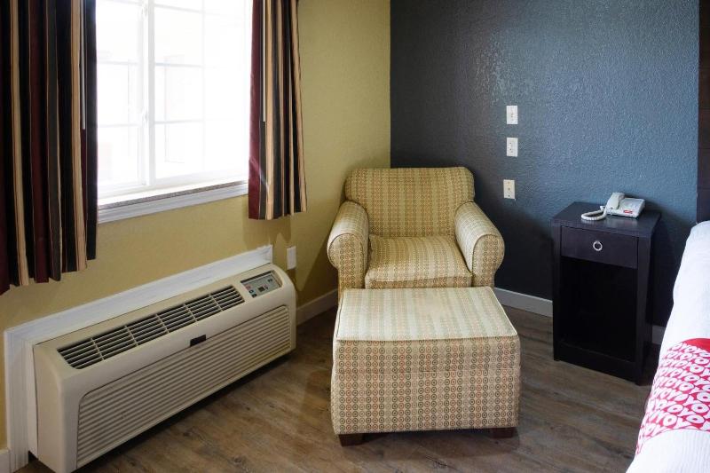 Woodridge Inn and Suites image