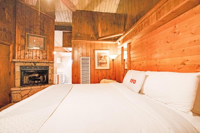 Arrowhead Tree Top Lodge image