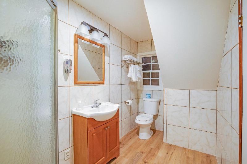 Arrowhead Tree Top Lodge image