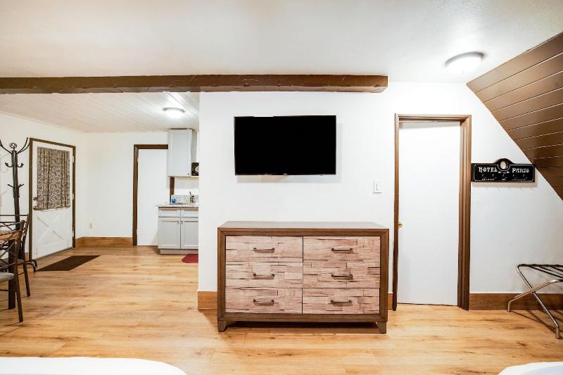Arrowhead Tree Top Lodge image