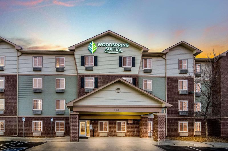 WoodSpring Suites Loveland image