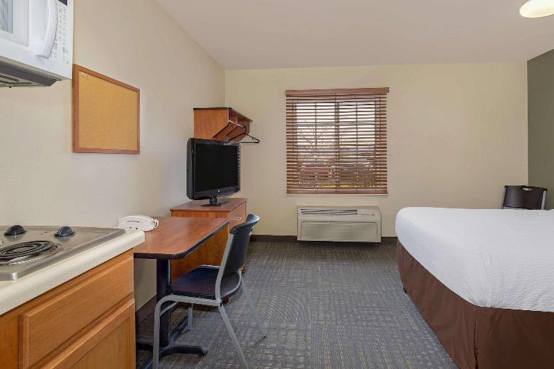 WoodSpring Suites Loveland image