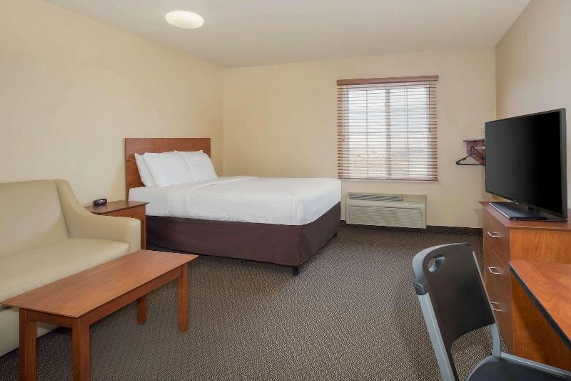 WoodSpring Suites Loveland image