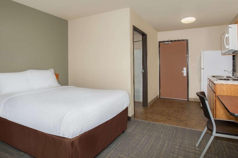WoodSpring Suites Loveland image