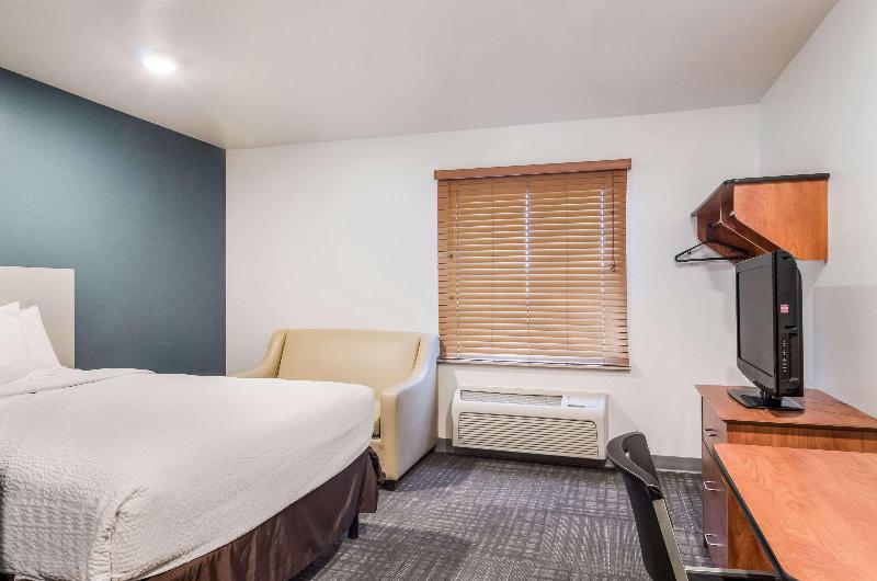 WoodSpring Suites Loveland image