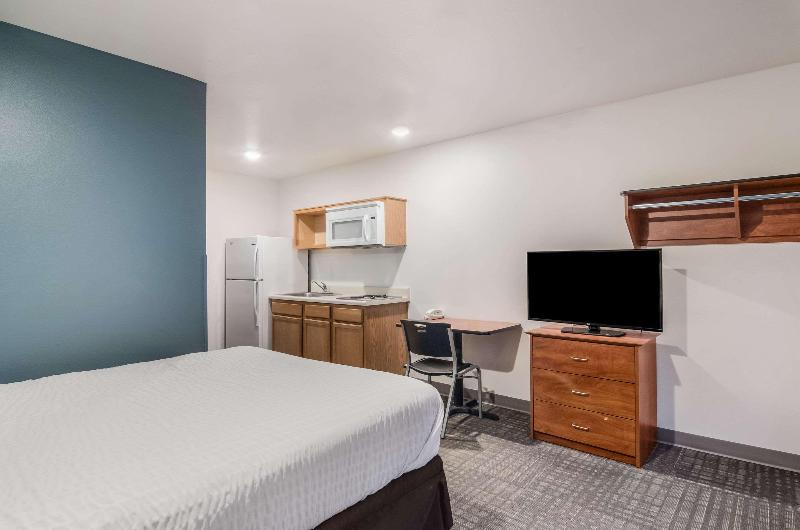 WoodSpring Suites Loveland image