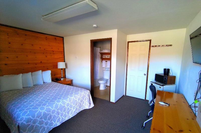 Packwood Inn image