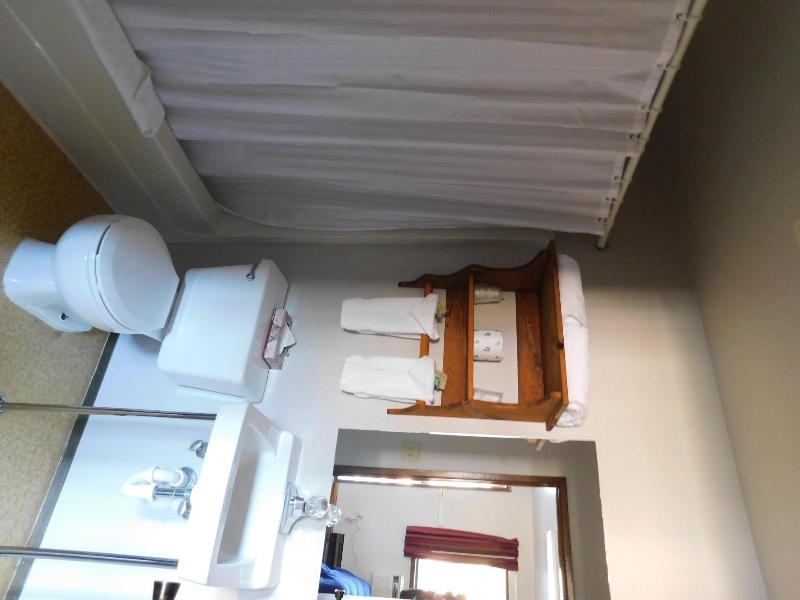 Packwood Inn image