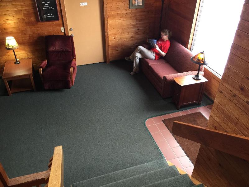 Cedar Motor Inn image