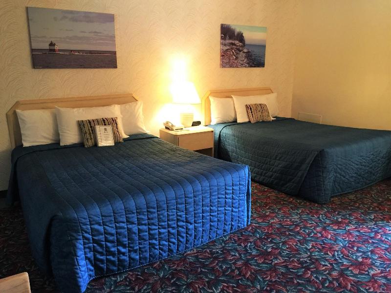 Cedar Motor Inn image