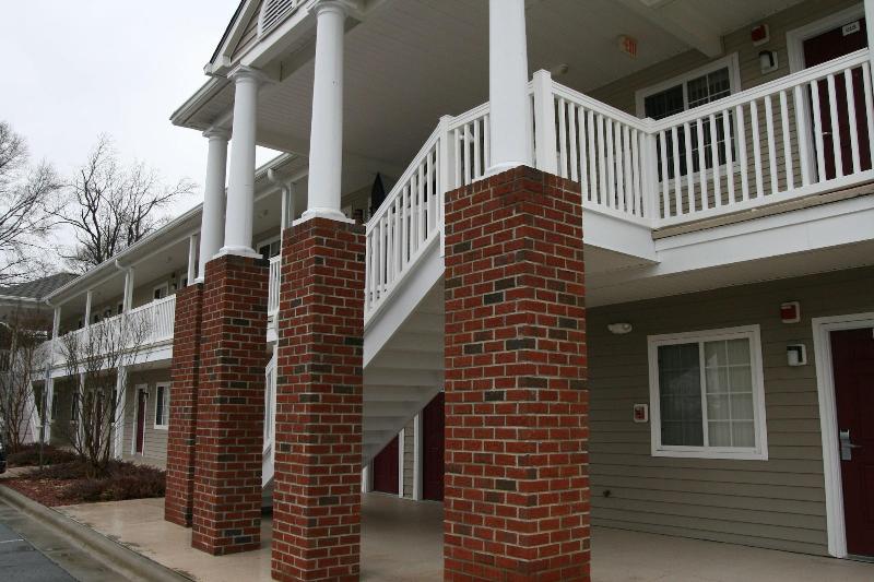 Affordable Suites Wilson
