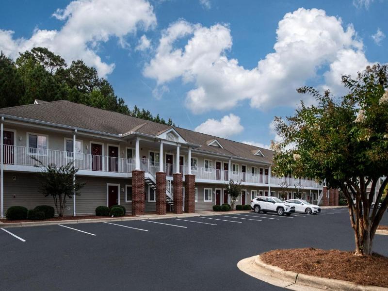 Affordable Suites Wilson