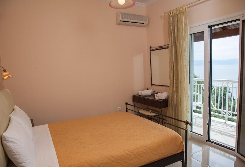 Brentanos Apartments ~ A ~ View of Paradise image
