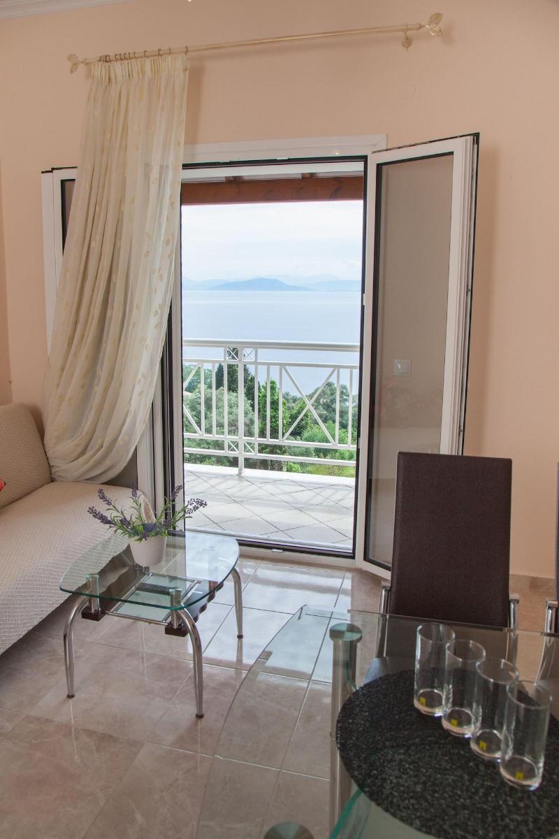 Brentanos Apartments ~ A ~ View of Paradise image