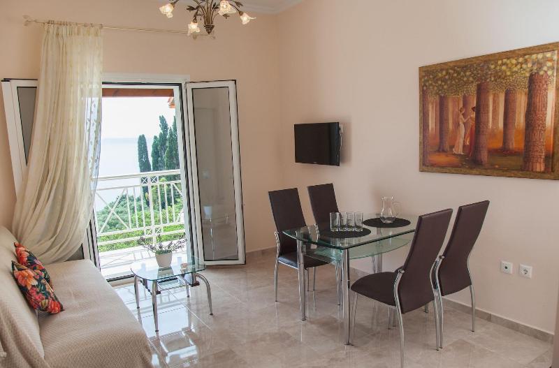 Brentanos Apartments ~ A ~ View of Paradise image