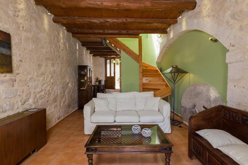 Arcus Suites image