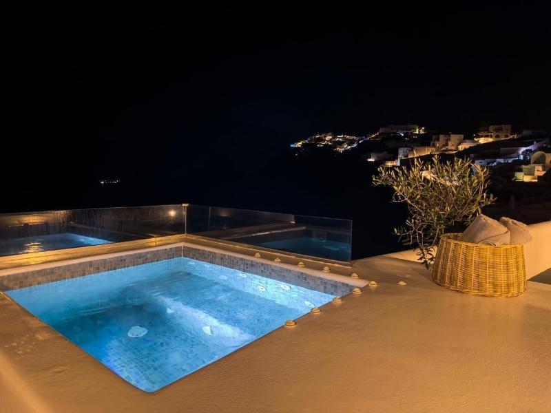 Sunset Hotel image