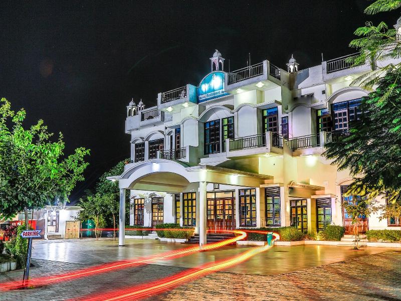 Gulmohar Sariska Resort image