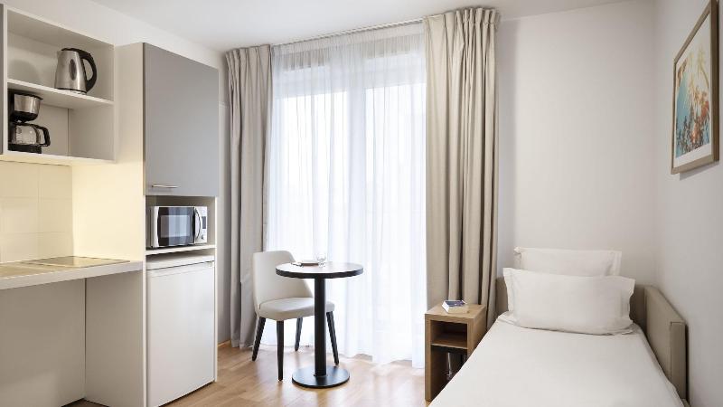 Sejours & Affaires Paris Bagnolet image