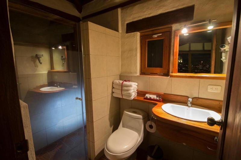 Ilatoa Lodge image