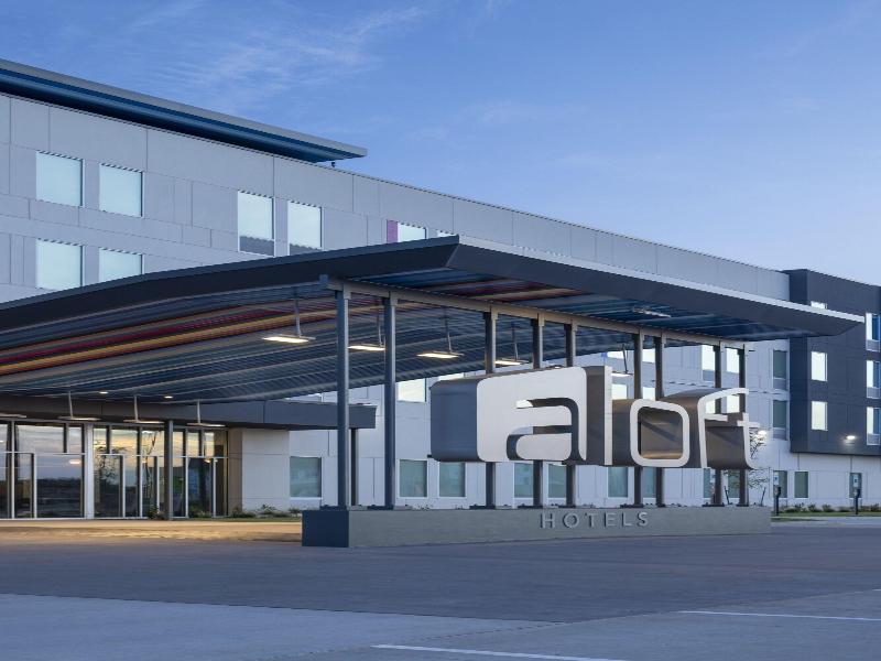 Aloft Oklahoma City Quail Springs image