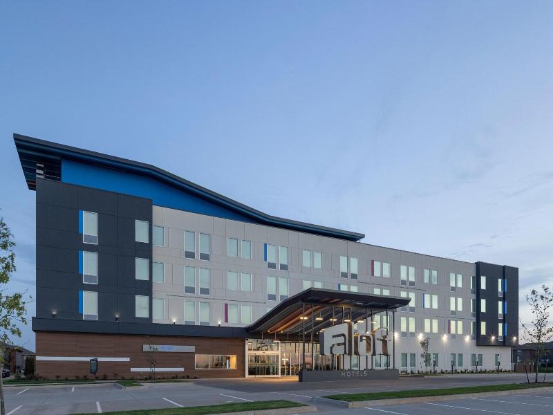 Aloft Oklahoma City Quail Springs image