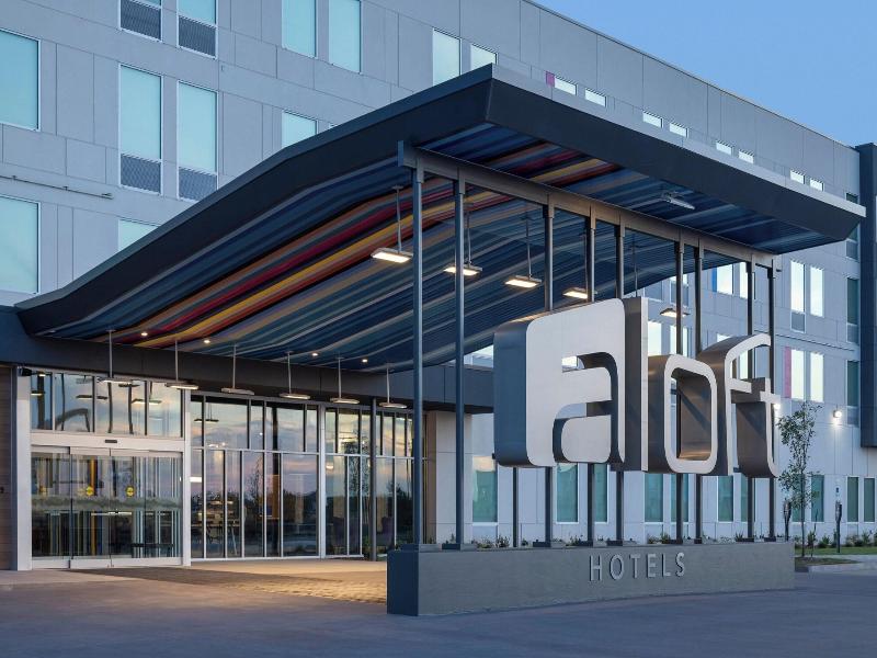 Aloft Oklahoma City Quail Springs image