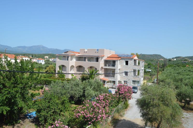 Diamond Palace Apartments image